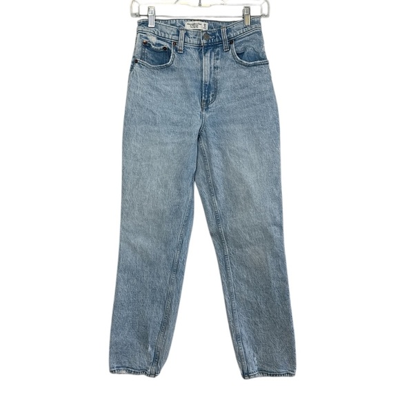 Abercrombie & Fitch Women's The 90's Straight Ultra High Rise Jeans Size 0 - Picture 1 of 7
